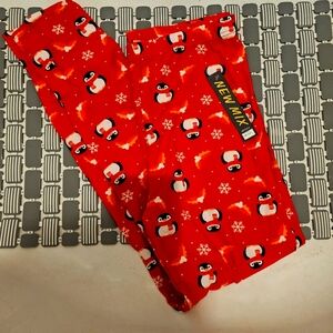 NWT New Mix Red Penguin print Leggings Size Plus